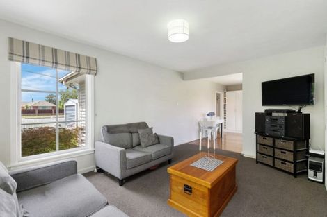Photo of property in 166 Springs Road, Hornby, Christchurch, 8042