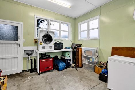 Photo of property in 182 Regan Street, Stratford, 4332