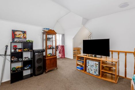 Photo of property in 21 Mangaroa Hill Road, Maoribank, Upper Hutt, 5018