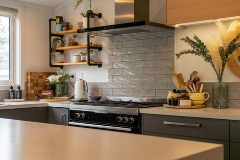 Photo of property in 12 Shale Court, Cromwell, 9310