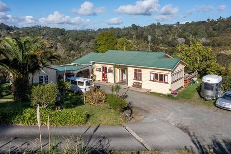 Photo of property in 1262 East Coast Road, Redvale, Albany, 0794