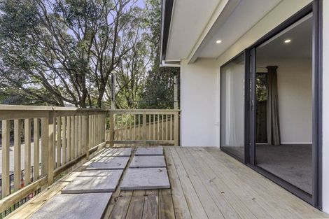 Photo of property in 41 Kingdale Road, Henderson, Auckland, 0610