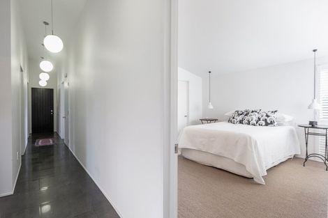 Photo of property in 120 Avondale Road, Taradale, Napier, 4112