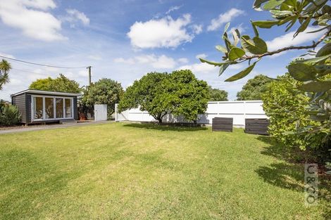 Photo of property in 28 Queen Street, Riverhead, 0820