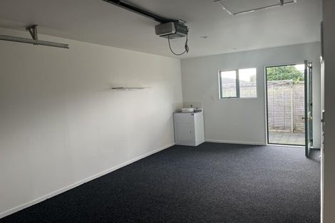 Photo of property in Waimanu Bay Village, 3/1 Piriti Drive, Te Atatu Peninsula, Auckland, 0610