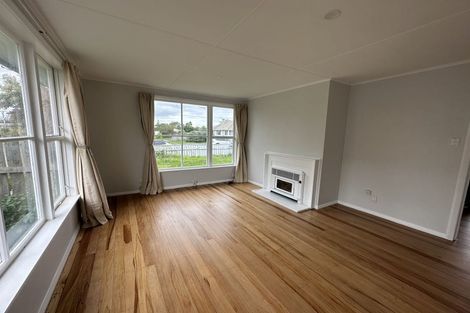 Photo of property in 5 Yeats Crescent, Fairfield, Hamilton, 3214