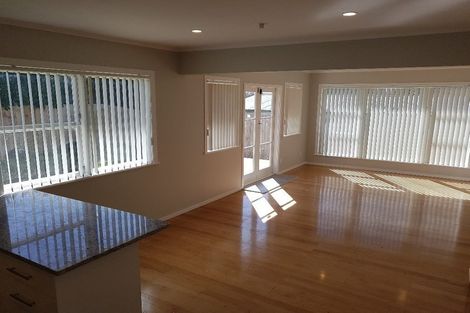 Photo of property in 25 Holland Street, Pukekohe, 2120