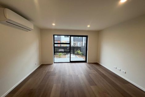 Photo of property in 2/327 Glengarry Road, Glen Eden, Auckland, 0602
