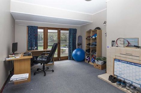 Photo of property in 24 Piko Crescent, Riccarton, Christchurch, 8041