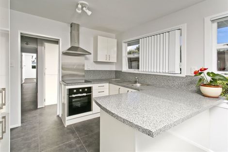 Photo of property in 1/223 Eskdale Road, Birkenhead, Auckland, 0626