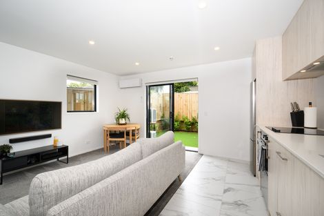 Photo of property in 10/57 Taikata Road, Te Atatu Peninsula, Auckland, 0610