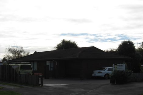 Photo of property in 25 La Perouse Place, Northcote, Christchurch, 8052