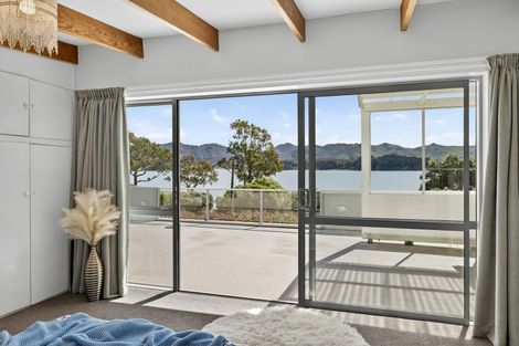 Photo of property in 420 Marine Drive, Charteris Bay, Lyttelton, 8971