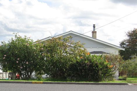 Photo of property in 17 Pleasant Road, Glen Eden, Auckland, 0602