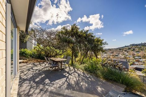 Photo of property in 70 Landsdowne Terrace, Cashmere, Christchurch, 8022
