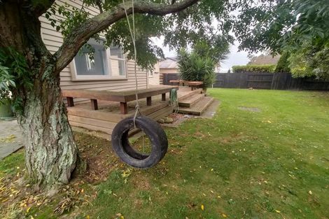 Photo of property in 6 Clausen Street, Takaro, Palmerston North, 4412