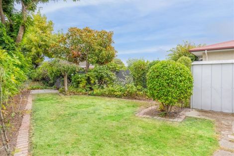 Photo of property in 76 Greendale Avenue, Avonhead, Christchurch, 8042