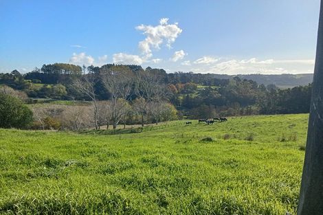 Photo of property in 1812 Kaipara Coast Highway, Kaukapakapa, 0984