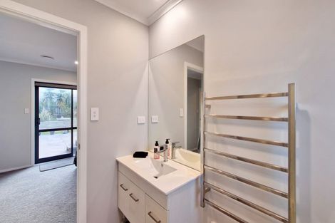 Photo of property in 20 Snappers Lane, Foxton Beach, Foxton, 4815