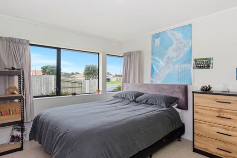 Photo of property in 14 Reef Avenue, Papamoa Beach, Papamoa, 3118