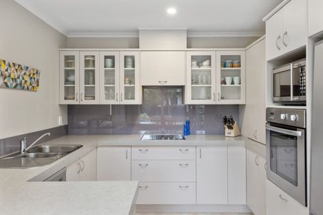 Photo of property in 50 Dunedin Street, Redwood, Christchurch, 8051