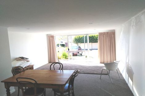 Photo of property in 1/34 Sylvan Avenue, Milford, Auckland, 0620