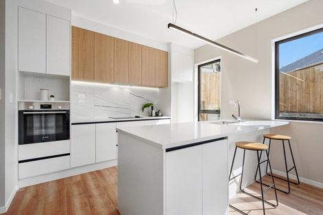 Photo of property in 50 Sandgate Avenue, Botany Downs, Auckland, 2010
