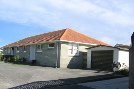 Photo of property in 8 Heather Grove, Fairfield, Lower Hutt, 5011