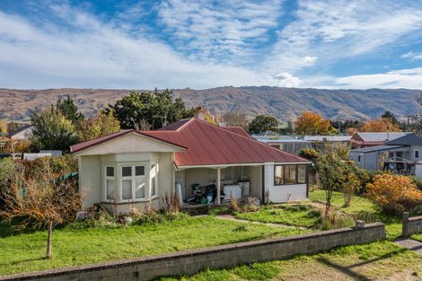 Photo of property in 11 West Street, Middlemarch, 9597