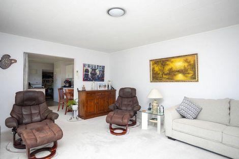 Photo of property in 14 Hamlet Street, Dannevirke, 4930