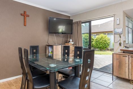 Photo of property in 4 Kalmore Place, Flat Bush, Auckland, 2016