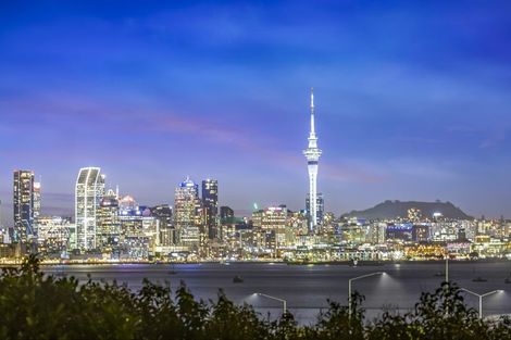 Photo of property in 59 Sylvan Avenue, Northcote, Auckland, 0627