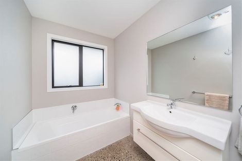 Photo of property in 23a Turuturu Road, Hawera, 4610