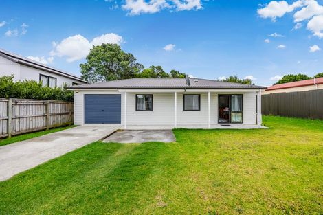 Photo of property in 15 Bedlington Avenue, Manurewa, Auckland, 2102