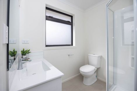 Photo of property in 15 Pukaki Place, Baverstock, 3200
