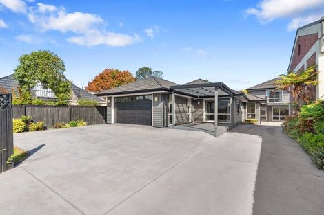 Photo of property in 87 Wairakei Road, Bryndwr, Christchurch, 8053