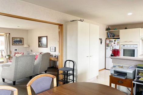 Photo of property in 32 Bowen Street, Upper Riccarton, Christchurch, 8041