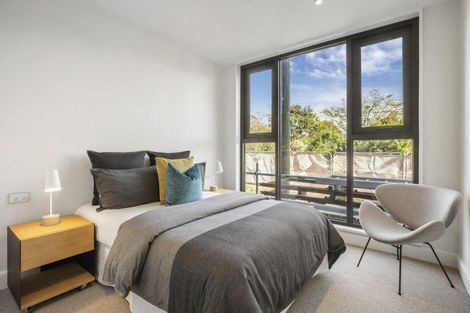 Photo of property in 223 Lake Road, Belmont, Auckland, 0622