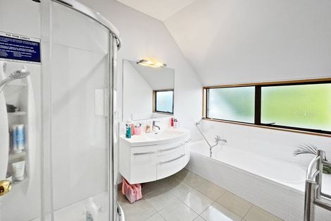 Photo of property in 3 Ryeland Avenue, Ilam, Christchurch, 8041