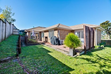 Photo of property in 55 Helleur Road, Massey, Auckland, 0614