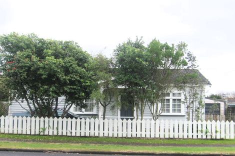 Photo of property in 2/2 Onslow Road, Papakura, 2110