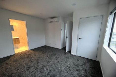 Photo of property in 14a Elcoat Avenue, Te Atatu South, Auckland, 0610