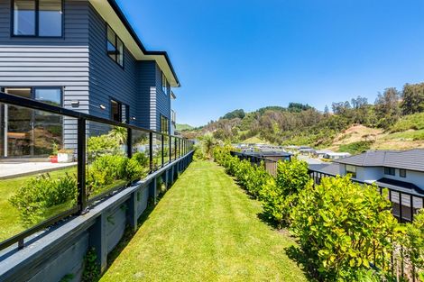 Photo of property in 163 Navigation Drive, Whitby, Porirua, 5024