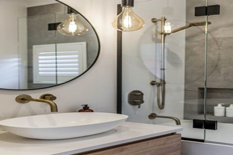 Photo of property in 2a Egremont Street, Belmont, Auckland, 0622