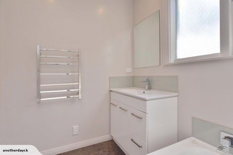 Photo of property in 56 Collins Street, Addington, Christchurch, 8024