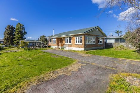 Photo of property in 42 Astley Avenue, New Lynn, Auckland, 0600