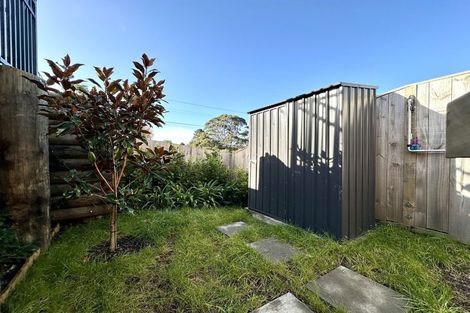 Photo of property in 3 Morihana Close, Glen Eden, 0602