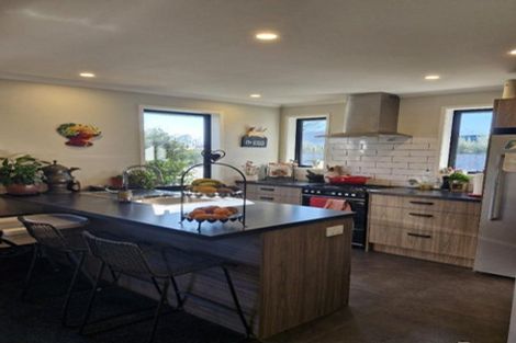 Photo of property in 24 Smith Street, Lepperton, New Plymouth, 4373