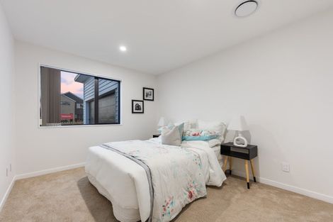 Photo of property in 40 Taikura Avenue, Red Beach, 0932