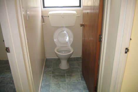 Photo of property in 21 Wattle Street, New Lynn, Auckland, 0600